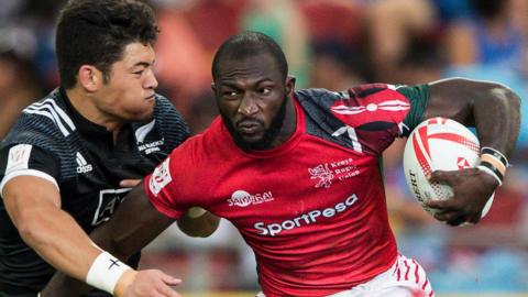 Dennis Ombachi (right) in action for Kenya Sevens