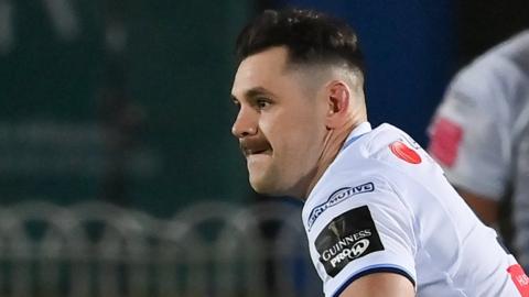 Tomos Williams attacks for Cardiff Blues