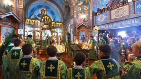 In pictures: Orthodox Christians celebrate Christmas - BBC News