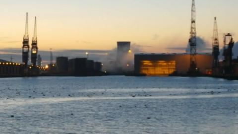 Mist across Hull docks