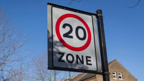 20mph zone sign