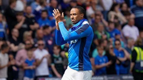 Cohen Bramall claps Pompey fans