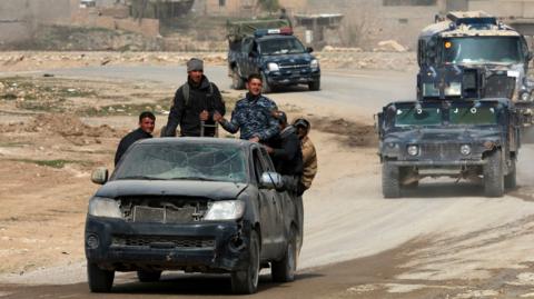 Iraqi forces advance in western Mosul (27 February 2017)