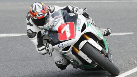 Alastair Seeley in action at the 2008 North West 200