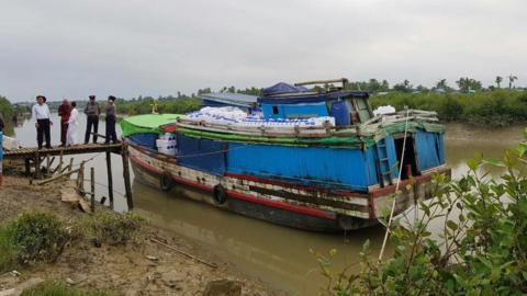 Picture of an ICRC aid boat at Sittwe in Myanmar