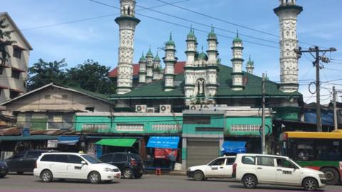 Mosque in Yangon (October 2017)