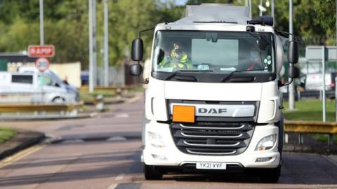 Fuel truck leaves Buncefield storage depot