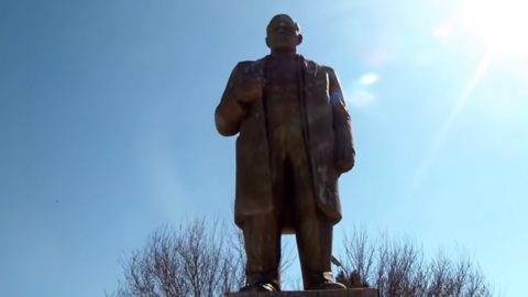 Lenin statue in Shahritus, Tajikistan, 2013