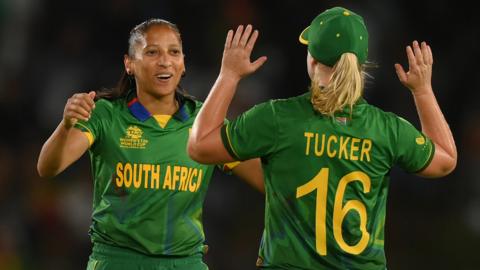 South Africa players celebrate a wicket