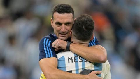 Lionel Scaloni and Lionel Messi