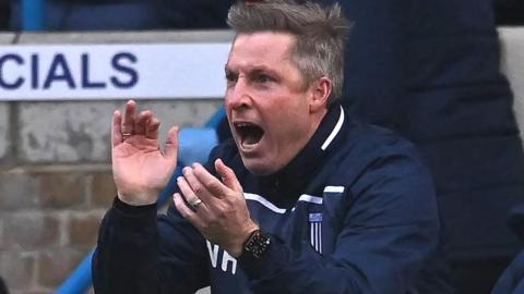 Gillingham manager Neil Harris