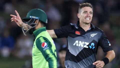 Pakistan's Shadab Khan and New Zealand's Tim Southee