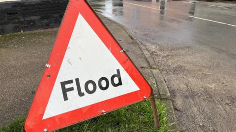 A flood sign