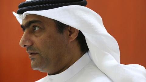 Human rights activist Ahmed Mansoor speaks to Associated Press journalists in Ajman, United Arab Emirates (25 August 2016)