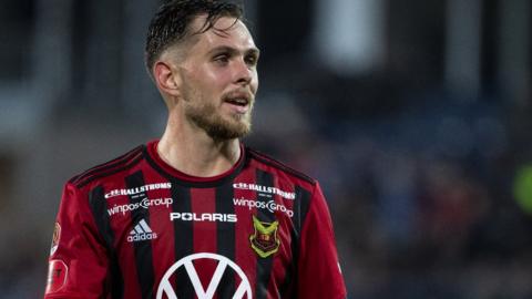 Charlie Colkett playing for Östersunds FK