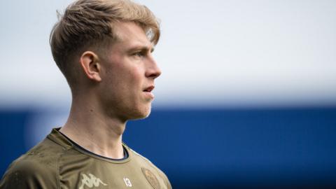 Will Huffer on the sidelines at Leeds