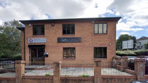 External view of Signature Clinic Manchester in Rochdale