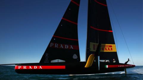 Luna Rossa boat