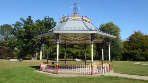 Bandstand in Cassiobury Park, Watford