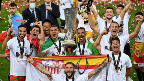 Sevilla celebrate