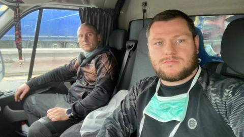 Polish lorry driver Greg Mazurek (right)