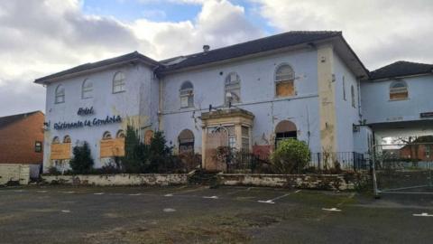 The former La Gondola hotel and restaurant on Osmaston Road, Derby