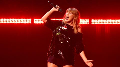 Taylor Swift performs at the Z100's iHeartRadio Jingle Ball 2017 at Madison Square Garden on December 7, 2017 in New York.