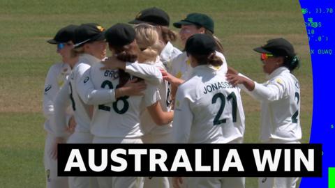 Australia celebrate winning the Test match at Trent Bridge