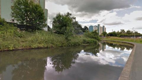 Union Canal, in the Wester Hailes area