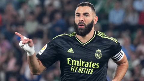 Karim Benzema celebrates scoring for Real Madrid against Elche in La Liga