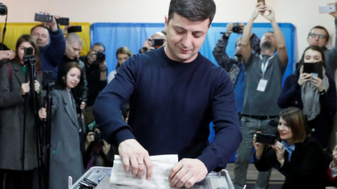 Zelensky voting in 2019