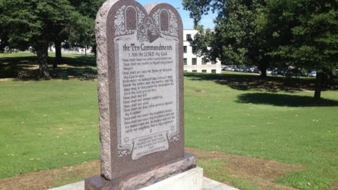 The 10 Commandments monument in the grounds of the state parliament in Arkansas (27 June 2017)