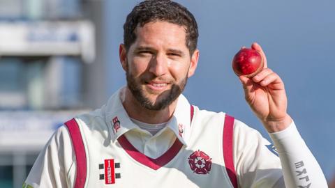 Wayne Parnell celebrates