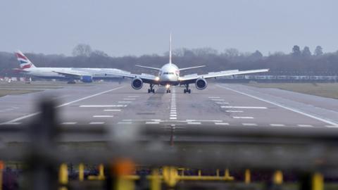 Plane landing at Gatwick as flights resume