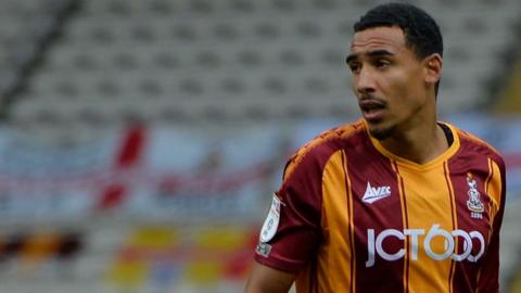 Kurtis Guthrie in action for Bradford City