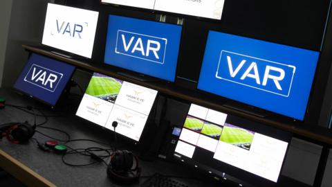 VAR