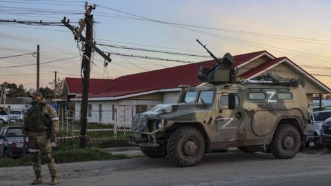 russian troops in mariupol