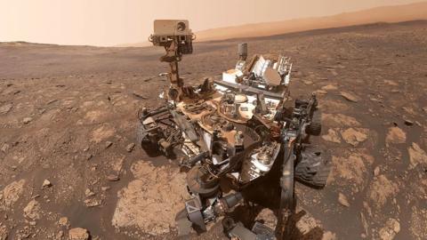Nasa's Curiosity rover taking a selfie on Mars