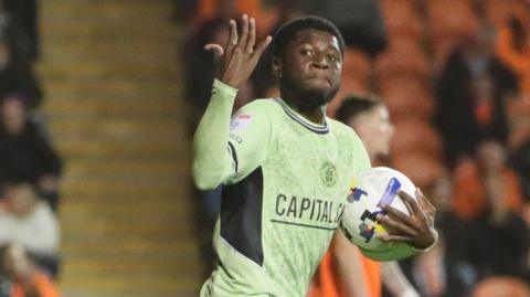 Gideon Kodua scores for Luton