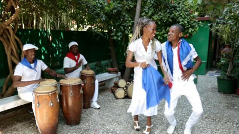 Toto and Adriana dancing in Havana