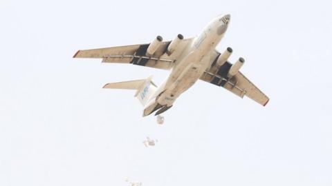 UK planes drop aid in South Sudan