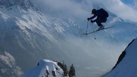 Finbar Doig skiing