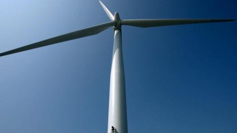 Wind turbine blades