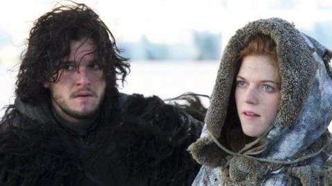 Kit Harington and Rose Leslie in Game of Thrones