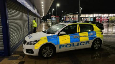 Police car at Aldi car park, Heywood Way