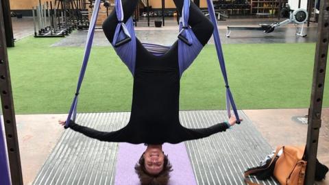 Yoga trapeze