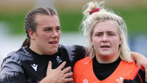 Carys Phillips and Alex Callender in Wales training