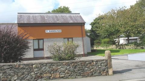 Y Ganolfan, Bodffordd, Anglesey - photo copyright Eric Jones/Geograph