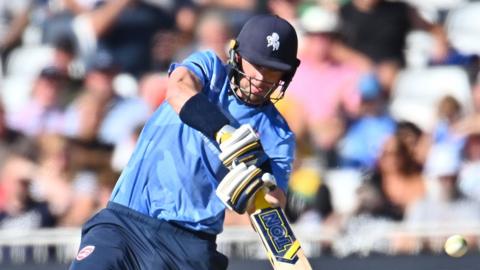 Alex Blake batting for Kent in the One-Day Cup last season