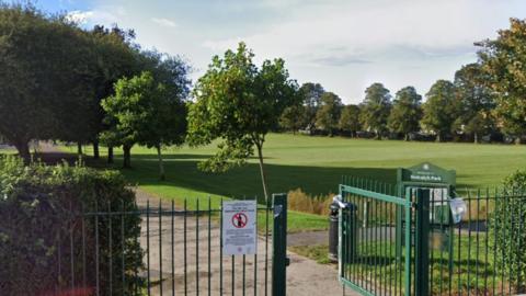 The entrance to Redcatch Park, Knowle